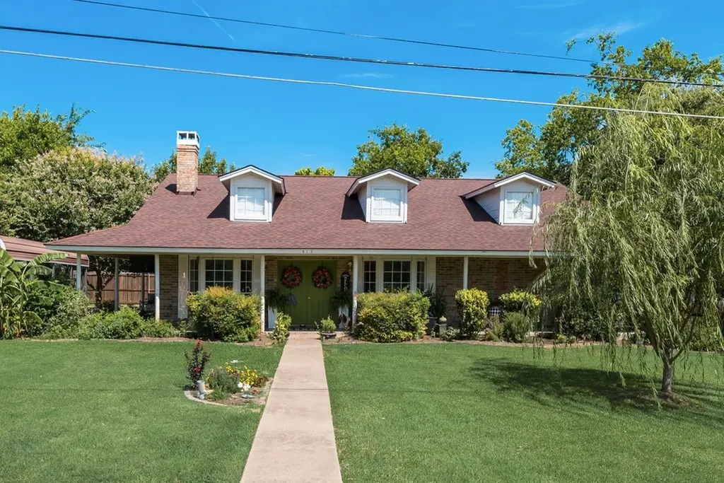413 Francis Street Seagoville TX 75159