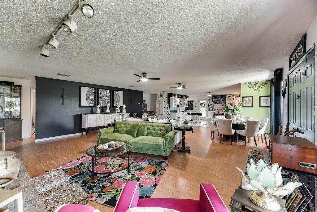 413 Francis Street Seagoville TX 75159