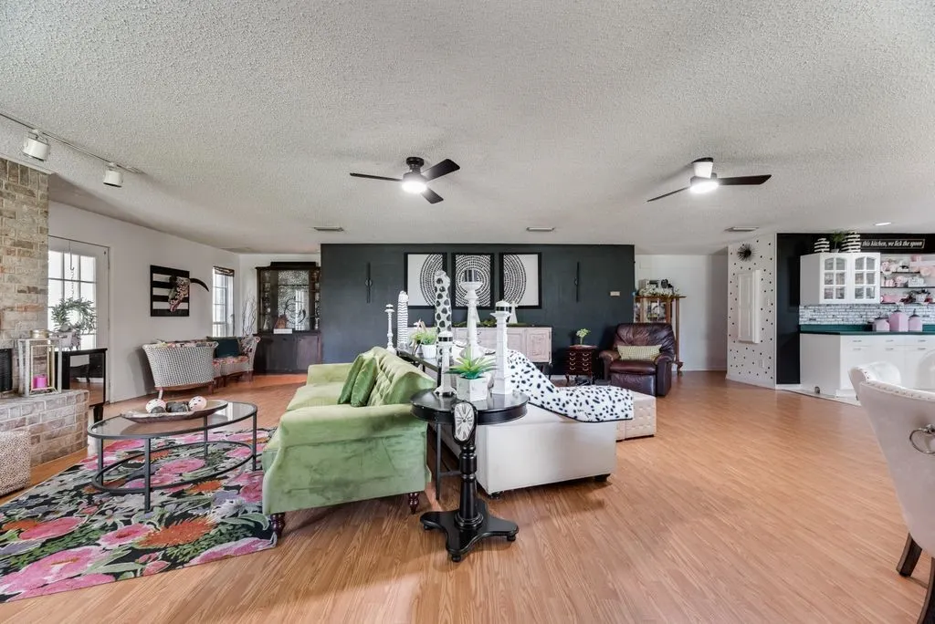 413 Francis Street Seagoville TX 75159
