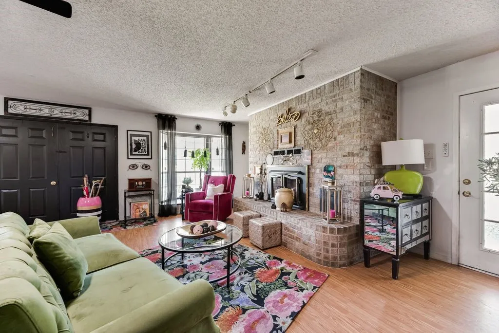 413 Francis Street Seagoville TX 75159