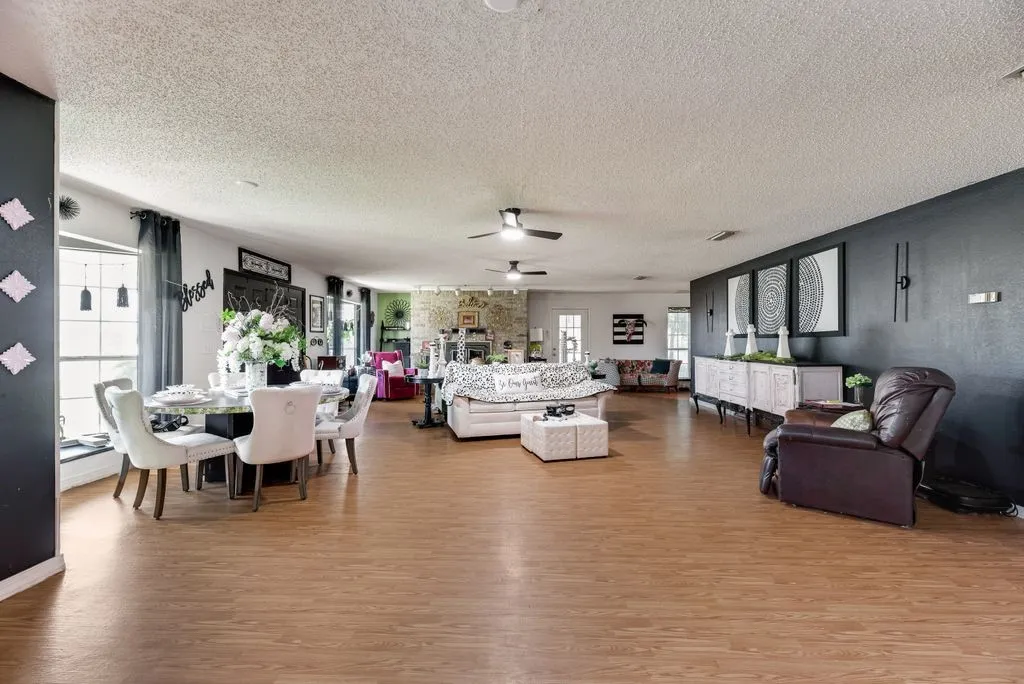 413 Francis Street Seagoville TX 75159