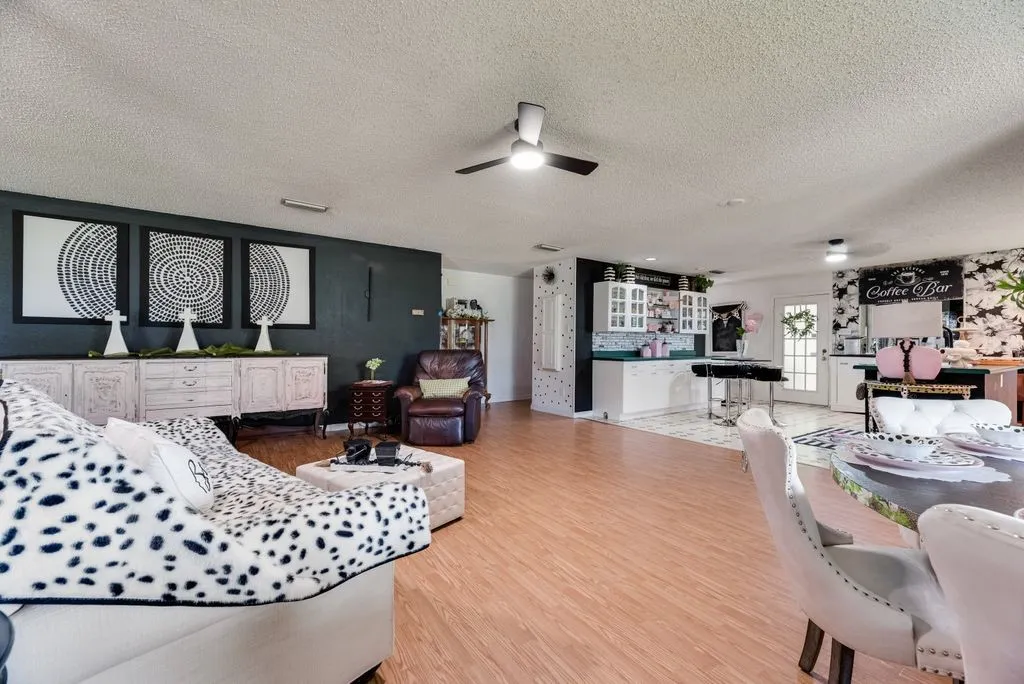 413 Francis Street Seagoville TX 75159