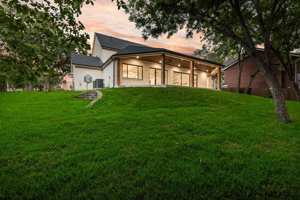 10 Brook Hollow Lane Trophy Club TX 76262