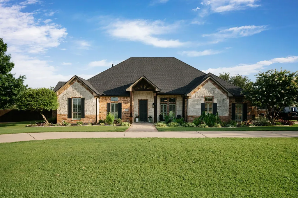 3650 Baylor Boulevard Midlothian TX 76065