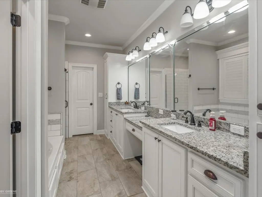 408 Halifax Circle Benton LA 71006
