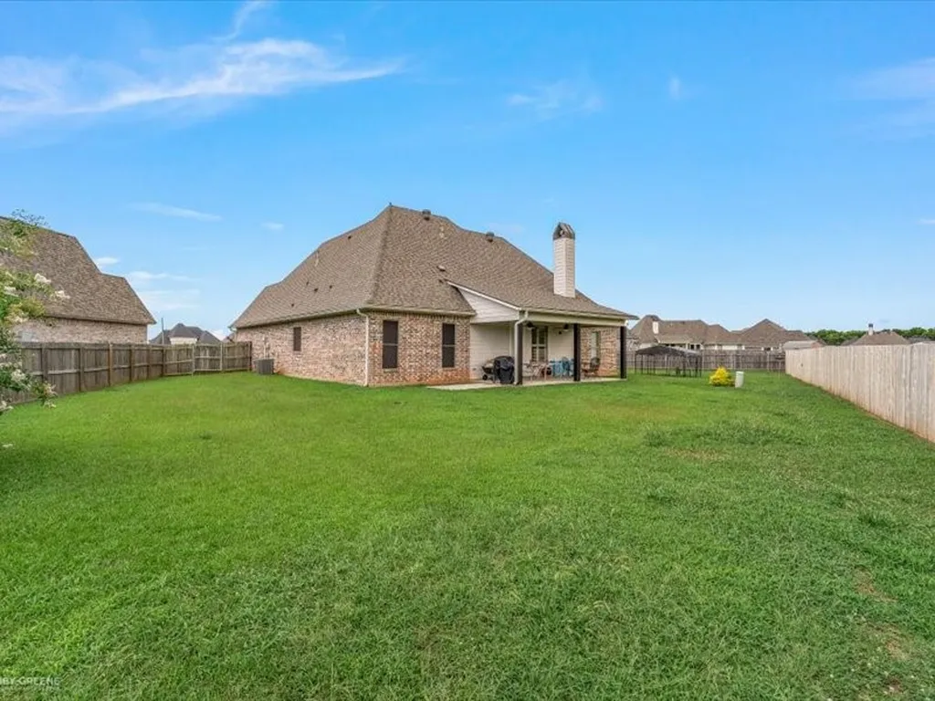 408 Halifax Circle Benton LA 71006