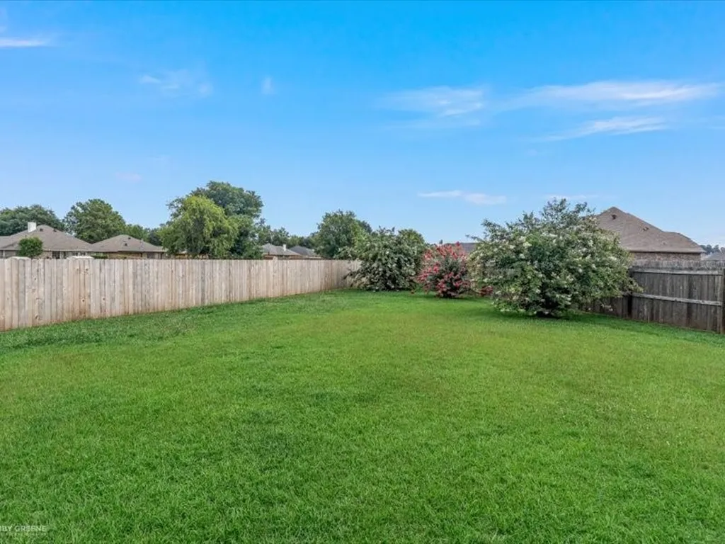 408 Halifax Circle Benton LA 71006