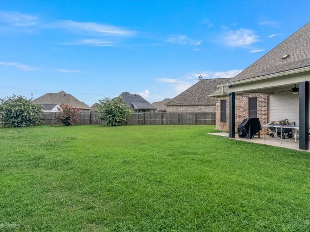 408 Halifax Circle Benton LA 71006