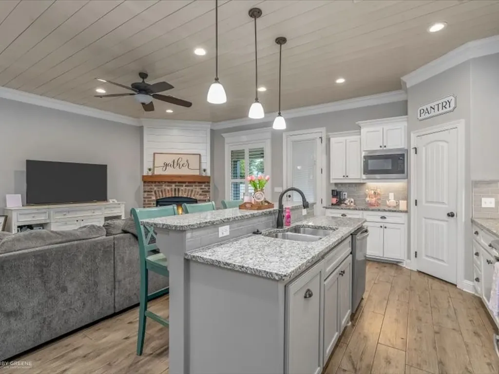 408 Halifax Circle Benton LA 71006