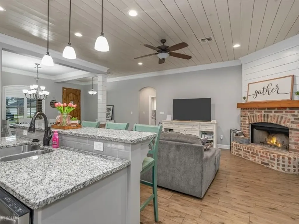 408 Halifax Circle Benton LA 71006