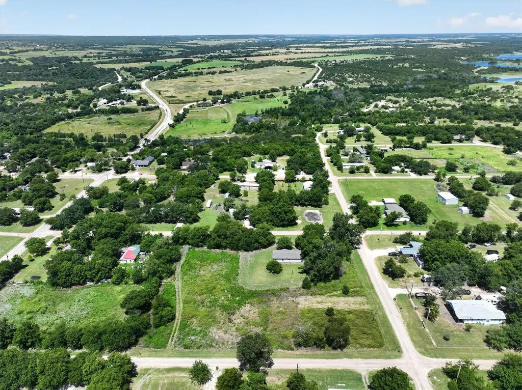 910 Quintard Morgan TX 76671