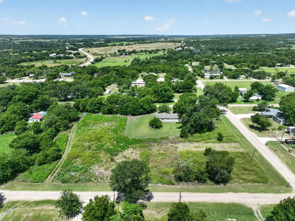 910 Quintard Morgan TX 76671