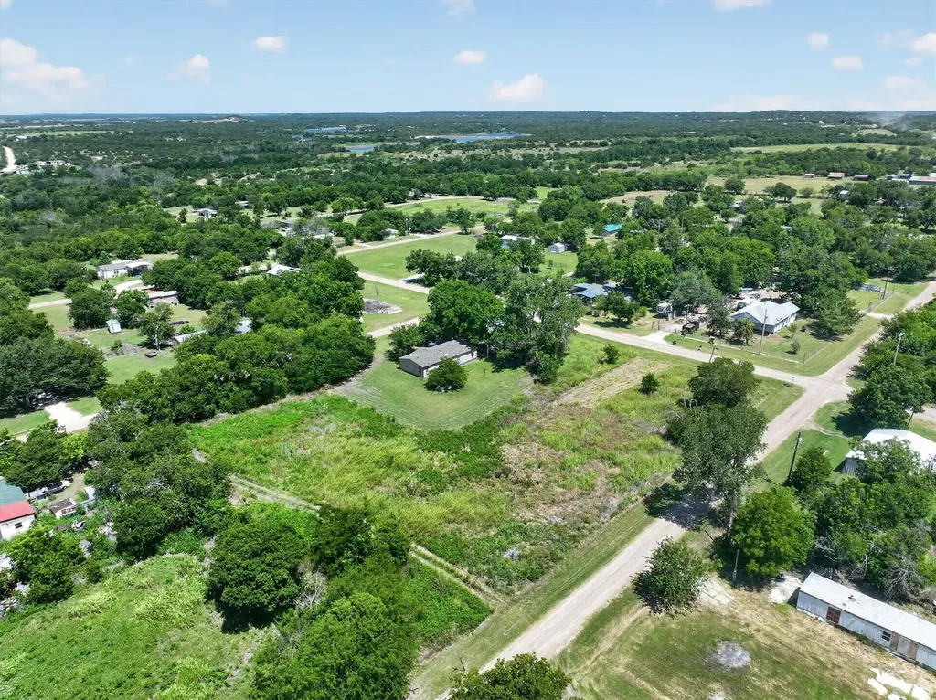 910 Quintard Morgan TX 76671