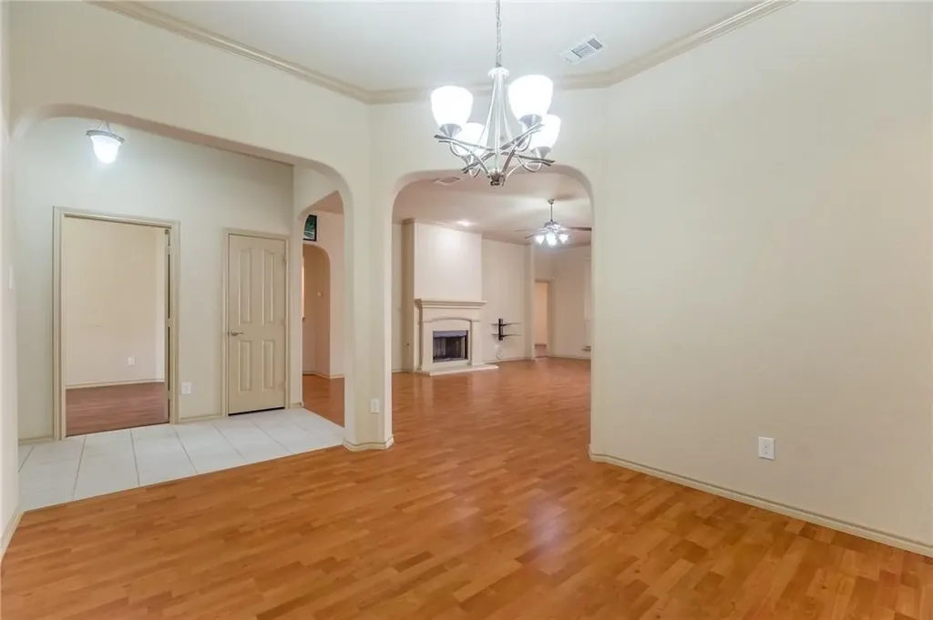 3003 Belmont Court Irving TX 75060