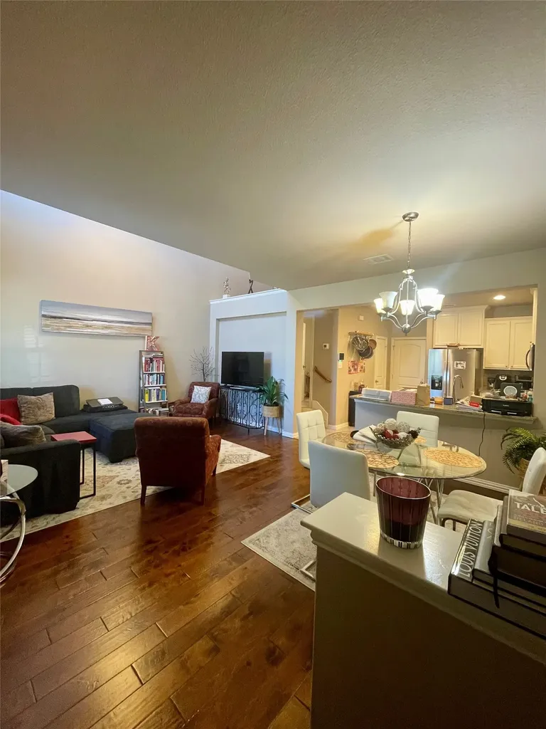 3803 Cascade Sky Drive Arlington TX 76005