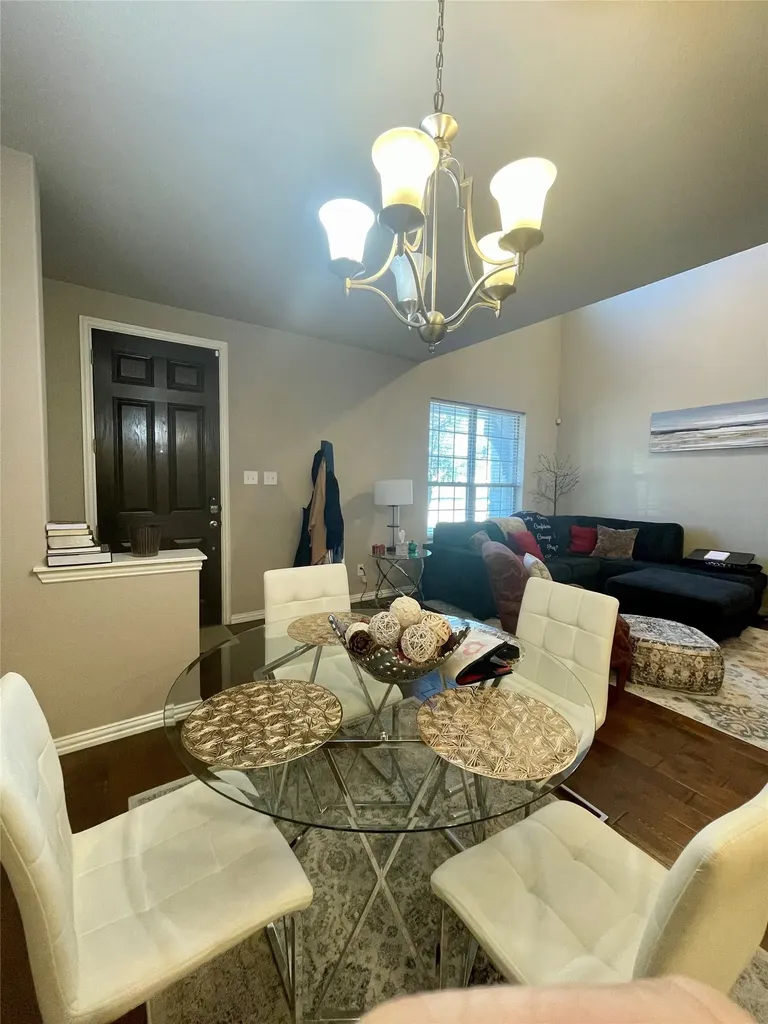 3803 Cascade Sky Drive Arlington TX 76005