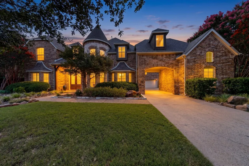 621 Blue Flumar Court Murphy TX 75094