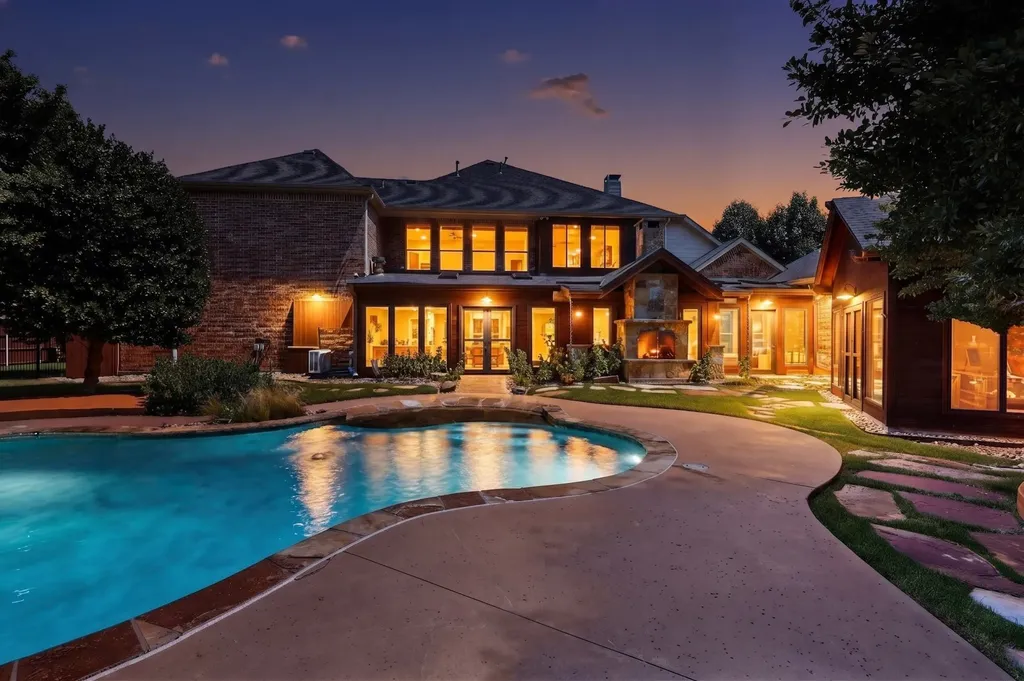 621 Blue Flumar Court Murphy TX 75094