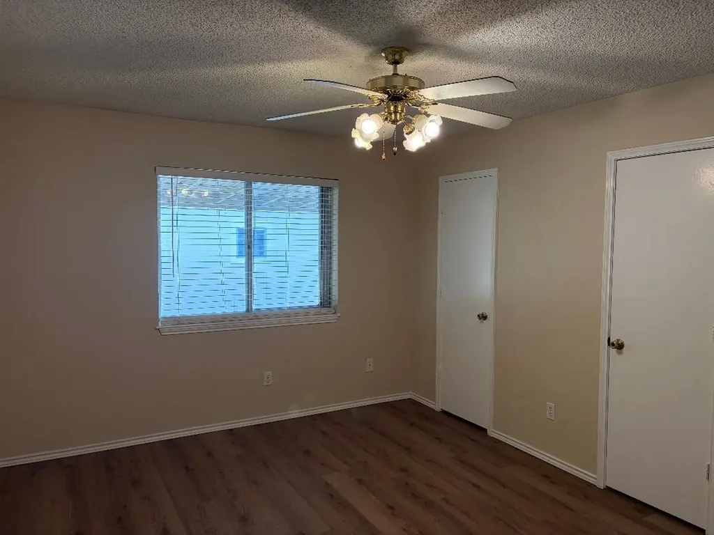 6309 Elm Springs Drive Arlington TX 76001