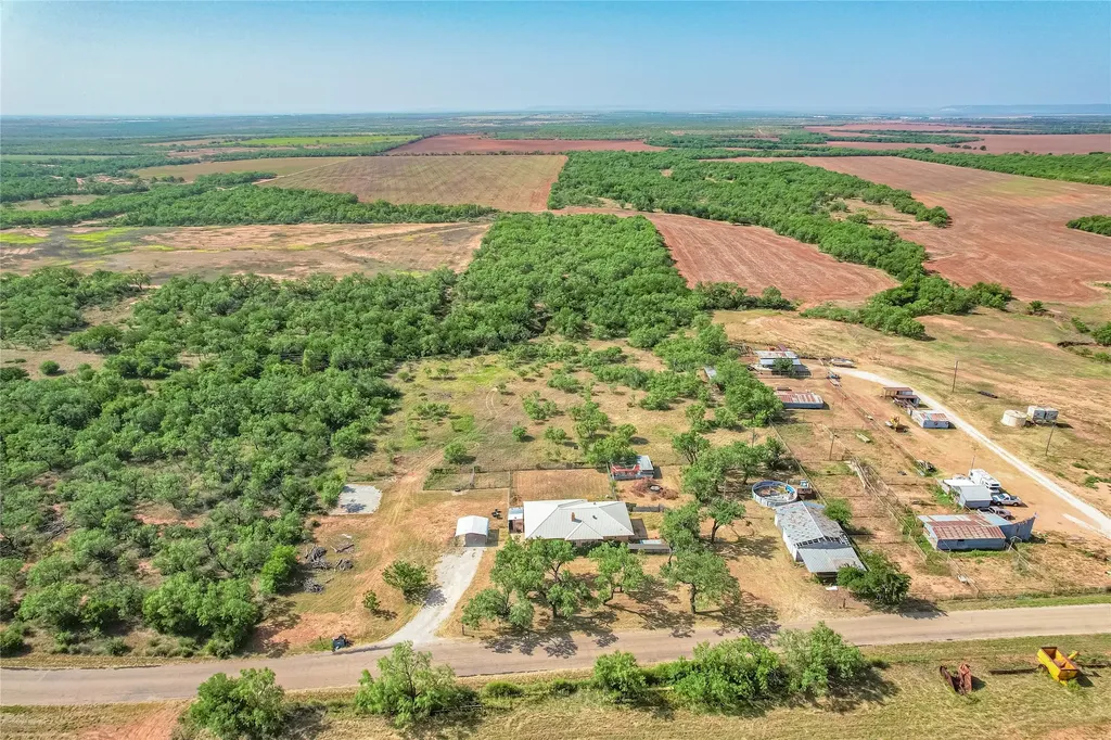 1195 County Road 415 Merkel TX 79536