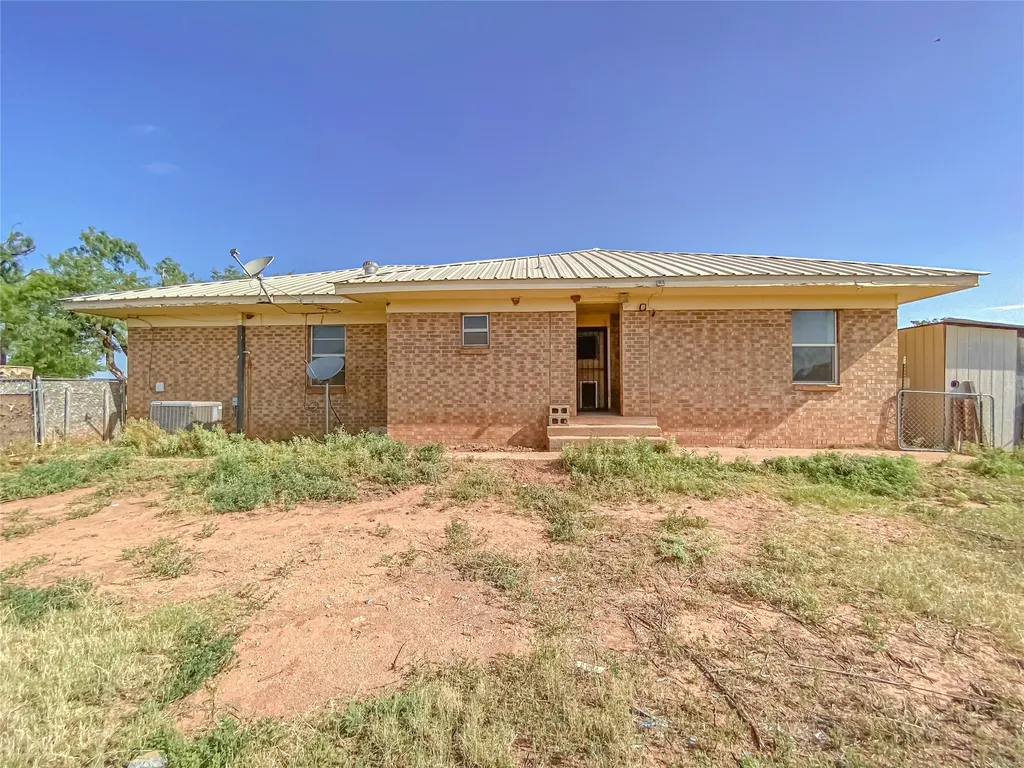 1195 County Road 415 Merkel TX 79536