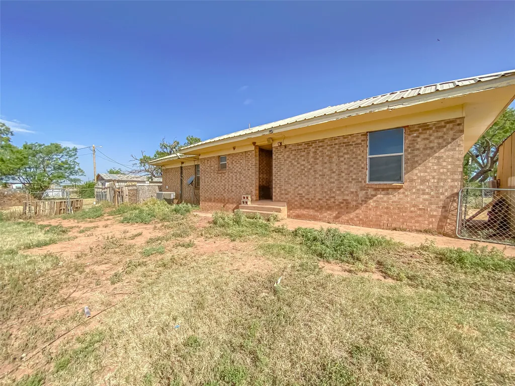 1195 County Road 415 Merkel TX 79536