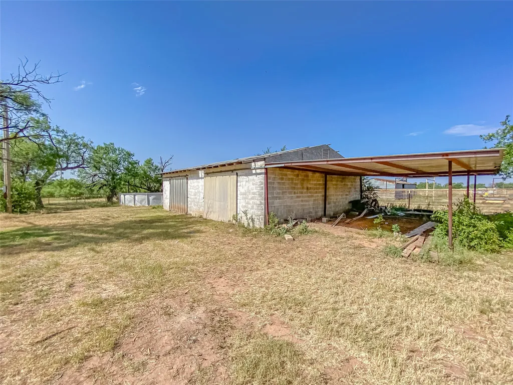 1195 County Road 415 Merkel TX 79536