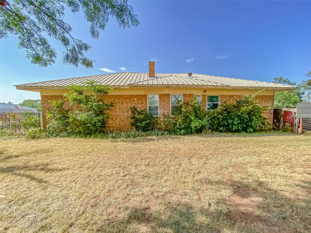 1195 County Road 415 Merkel TX 79536