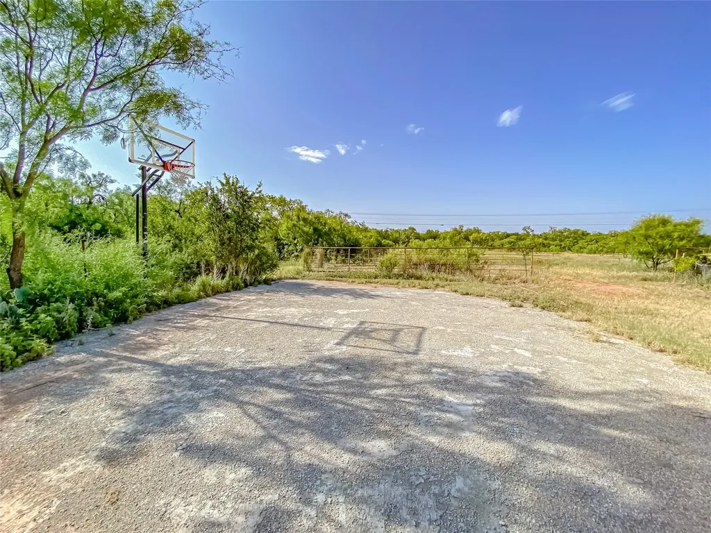 1195 County Road 415 Merkel TX 79536