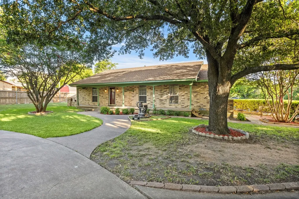 110 Pecan Creek Street Red Oak TX 75154