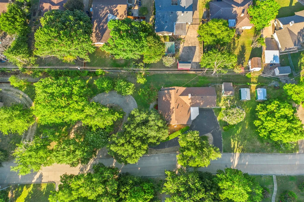 110 Pecan Creek Street Red Oak TX 75154