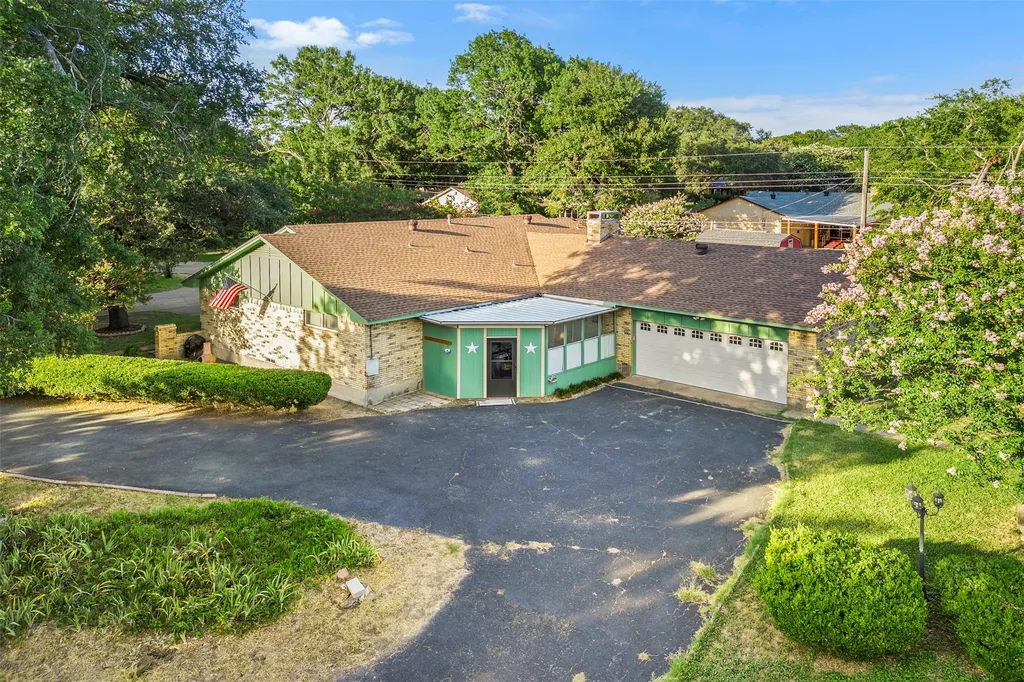 110 Pecan Creek Street Red Oak TX 75154
