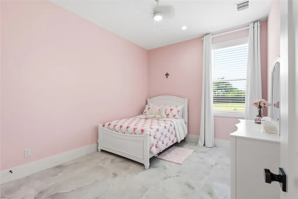 7381 Mesquite Ridge Sanger TX 76266