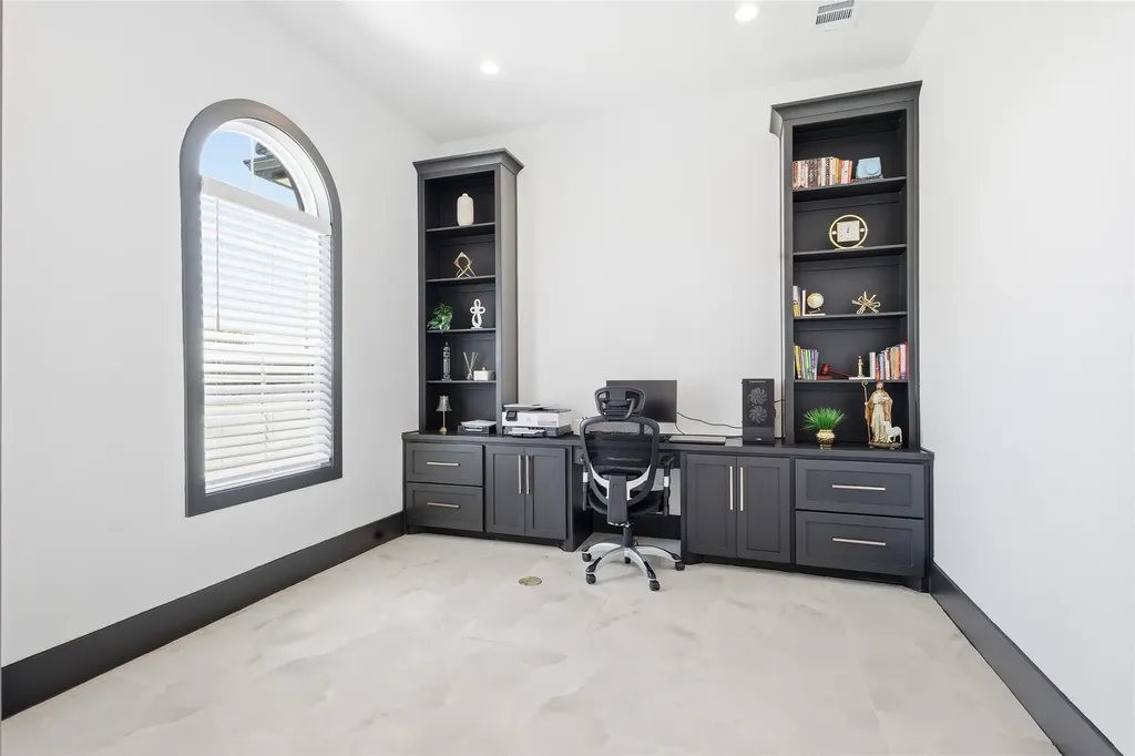 7381 Mesquite Ridge Sanger TX 76266