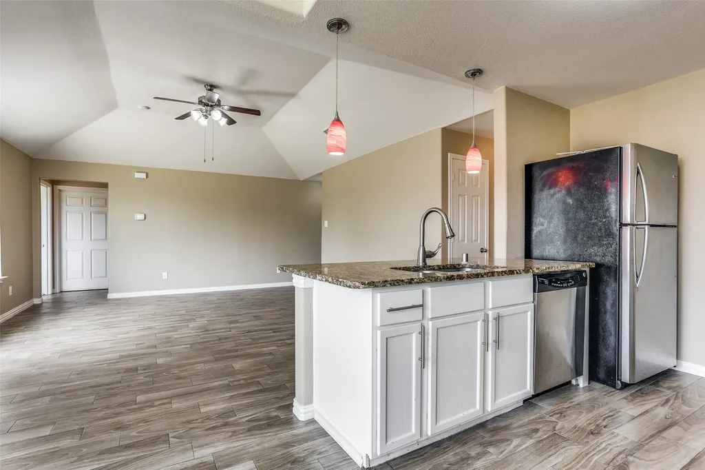 722 Seneca Drive Garland TX 75040