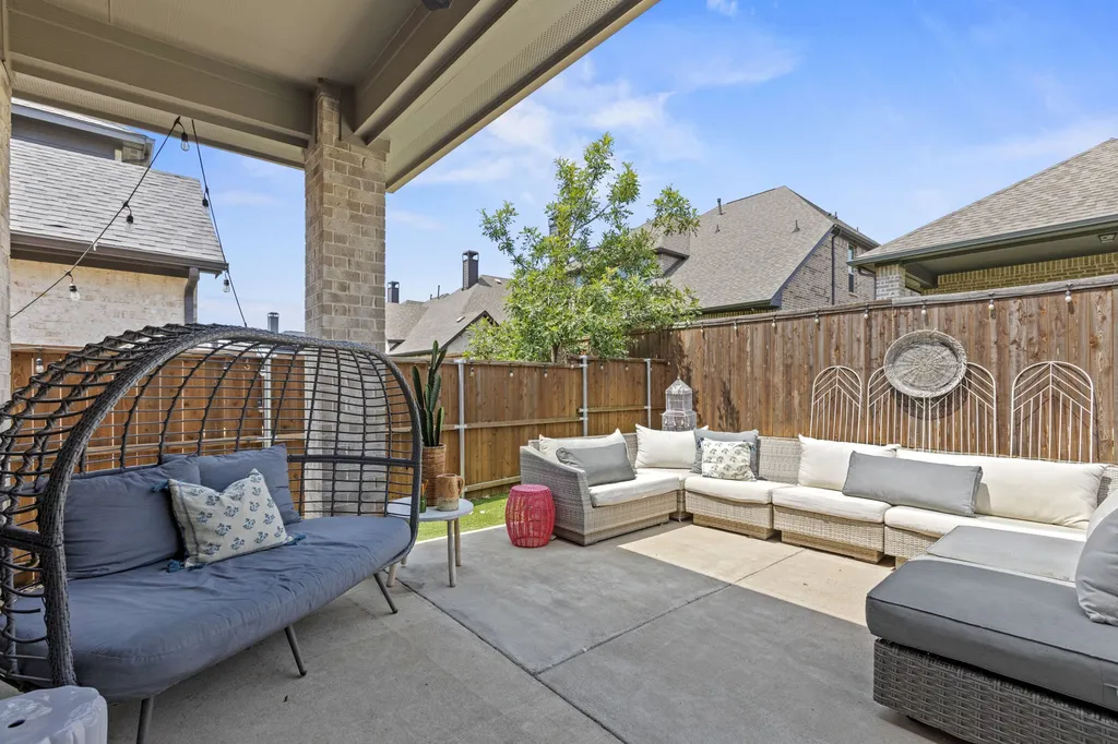 4525 Sir Craig Drive Carrollton TX 75010