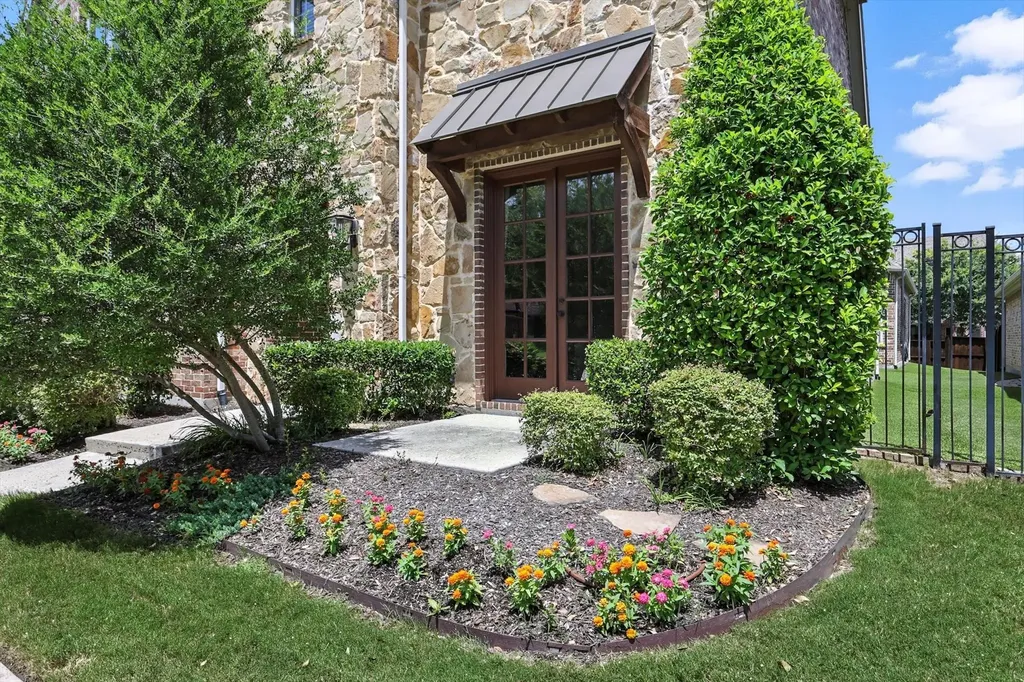 1621 Le Mans Lane Southlake TX 76092