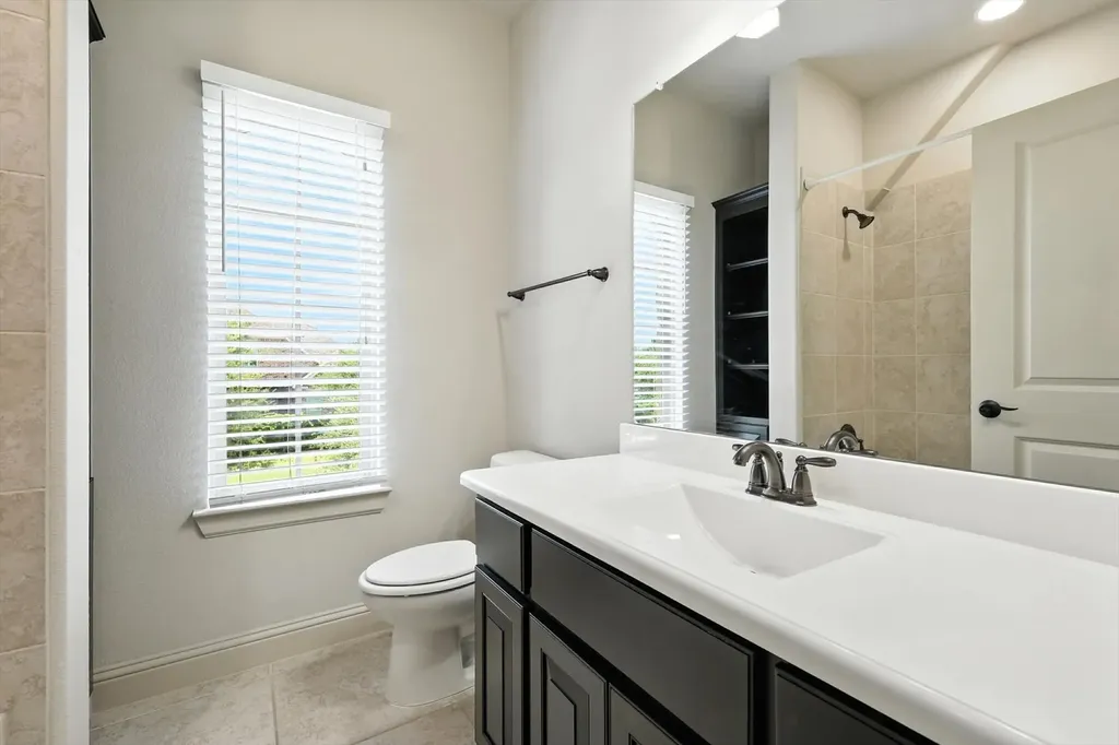 1621 Le Mans Lane Southlake TX 76092