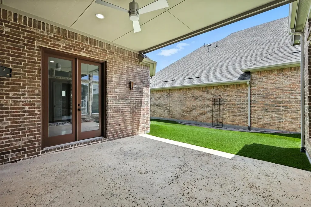1621 Le Mans Lane Southlake TX 76092