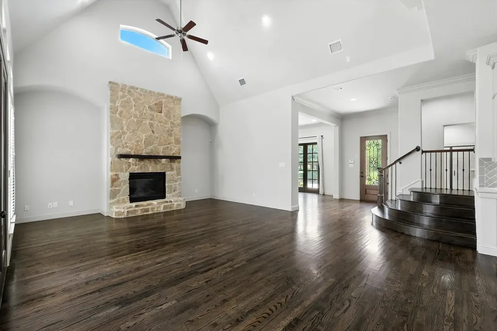 1621 Le Mans Lane Southlake TX 76092
