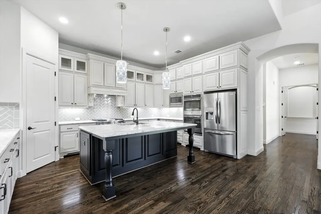 1621 Le Mans Lane Southlake TX 76092