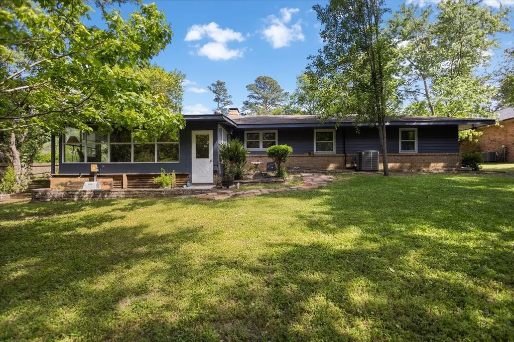 1210 Hilltop Run Hideaway TX 75771