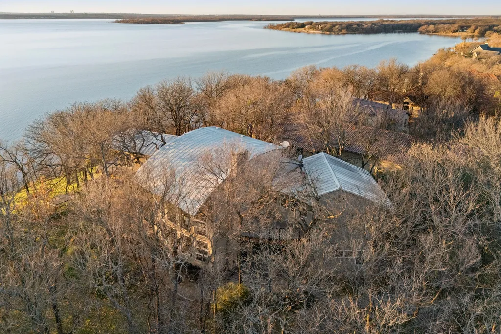 540 Diamond Point Drive Oak Point TX 75068