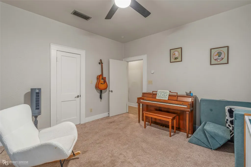 639 Ratcliff Shreveport LA 71104