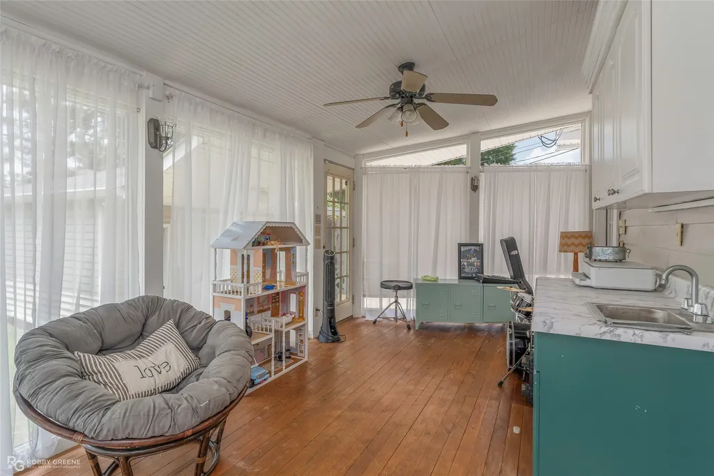 639 Ratcliff Shreveport LA 71104
