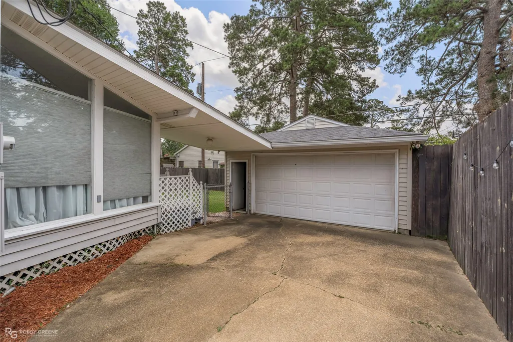 639 Ratcliff Shreveport LA 71104