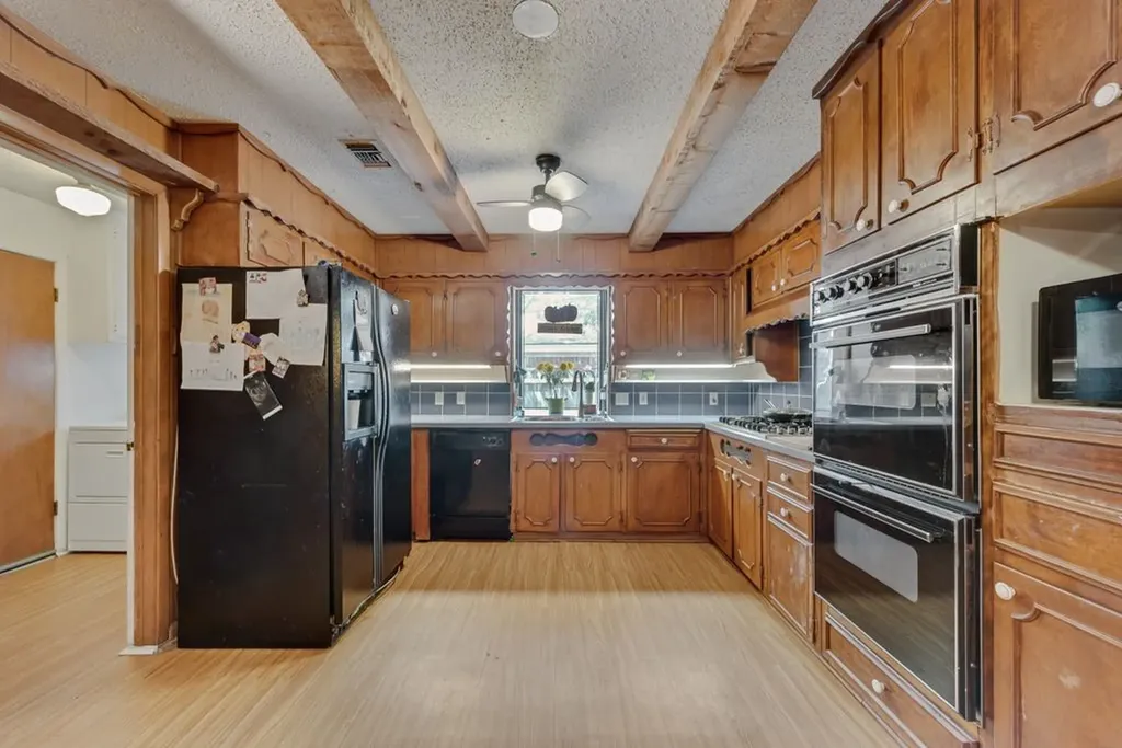 7805 Trimble Drive Fort Worth TX 76134