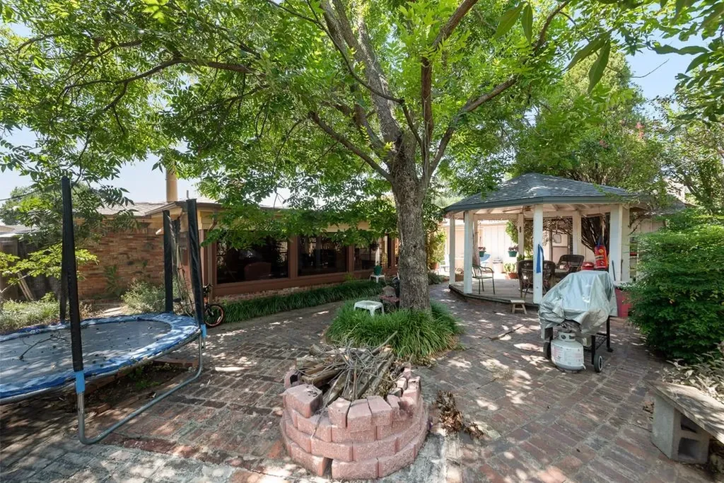 7805 Trimble Drive Fort Worth TX 76134