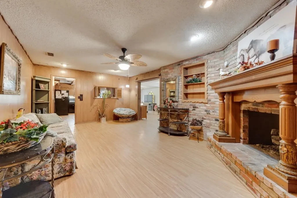 7805 Trimble Drive Fort Worth TX 76134