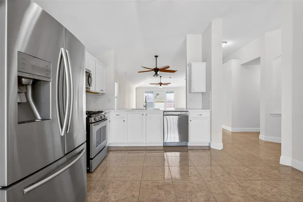 4817 Barnhill Lane Fort Worth TX 76135